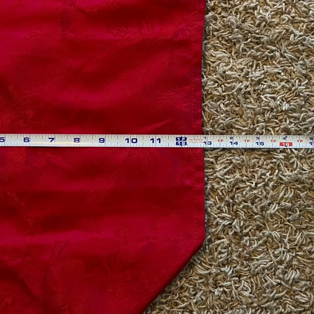 Red Damask Floral Jacquard Table Runner Holiday Decor 66x12.5‎